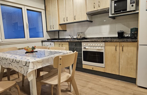 Gijon-Este Appartement | 1A111 Apartamento moderno de 3 dormitorios.