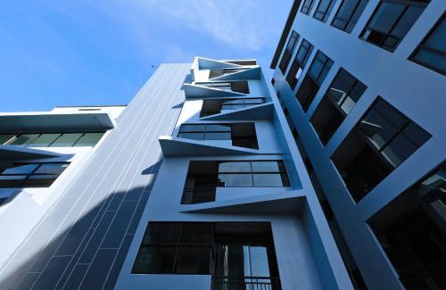 Nai Harn Appartement | 1bdr Apartment ReLife Windy Naiharn by CapitalPro