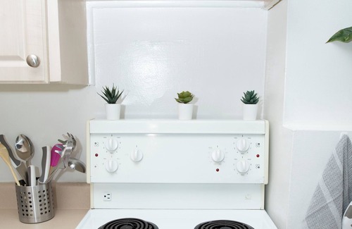 Midtown Toronto Appartement | 1bed in the heart of Toronto , Yorkville & Uft/Netflix/Disney+