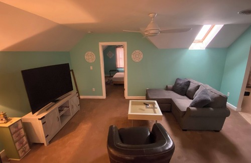 Rehoboth Beach Appartement | 1Bedrm + full kitchen and minutes to beach& a block to trail.