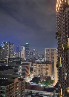 Kapitolyo Appartement | 1Bedroom2603A Sunshine100Tower3 70Inches TV Pool Karaoke