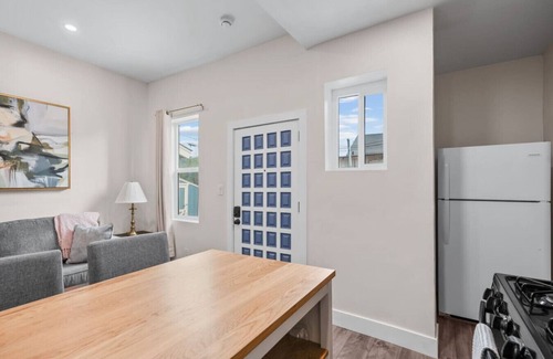 Grant Hill Appartement | 1BR+1BA | Cozy, Central | Laundry+Free Parking