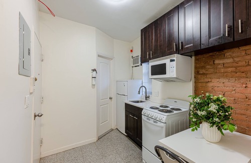 East Harlem Appartement | (4C) Appartement Just Off Park Ave.