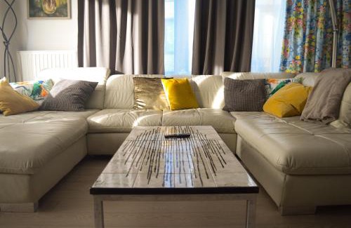 Meilemeers Appartement | 1BR apt métro Hopital Erasme Bordet handicapt friendly