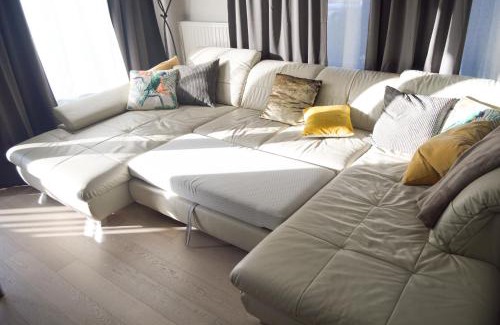Meilemeers Appartement | 1BR apt métro Hopital Erasme Bordet handicapt friendly