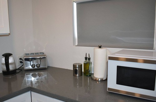 Thousand Oaks Appartement | 1br/Bd, totally private apartment at the top of the mountain. 100% private