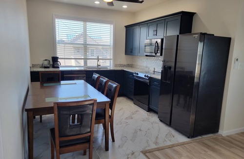 Broadkill Beach Cottage | 1BR condo, 1st floor. FREE kayaks and bikes. Huge deck with ocean views.