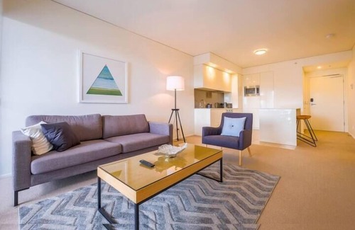 Bowen Hills Appartement | 1BR Executive Apartment with Pool & Gym - Sleeps 3