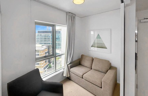 Bowen Hills Appartement | 1BR Executive Apartment with Pool & Gym - Sleeps 3