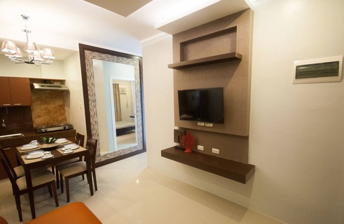 Talomo District Appartement | 1br Condo / Hôtel entièrement meublé NF Suites Davao