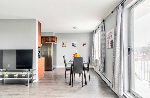 Rosedale Appartement | 1BR Glenview West Apt with Patio - Near Downtown!