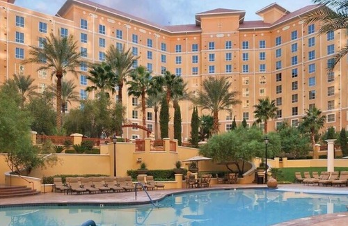 Paradise Copropriété | 1BR Grand Desert Condo Access to Las Vegas Strip!