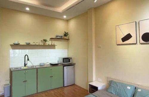 Hang Buom Appartement | 1BR-Old Quarter-Bright-Spacious-Center-Local Flat