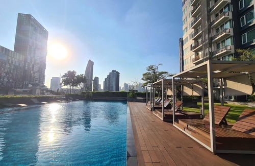 Khlong Tan Copropriété | 1BR top-rated condo @ThonglorBTS w amazing pool & gym