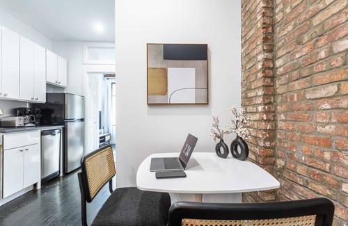 Bowery Appartement | 1BR, w/ w/d in unit, By Subway