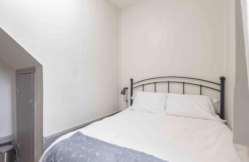 Lebanon Appartement | 1BR Work Base, Wi-Fi + Laundry