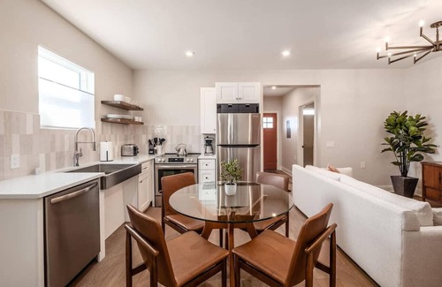 Columbus Appartement | 1mi to Nationwide | NEW |free parking