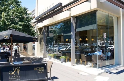 Albert Park Maison | 1st Class Living in the Heart of A+ Albert Park