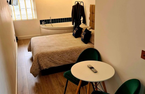 Islington Hôtel | Prestige-Suite-Bain à remous-Vue sur Rue-1st Floor