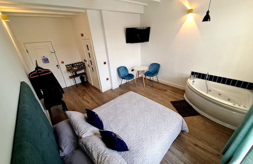 Islington Hôtel | Prestige-Suite-Bain à remous-Vue sur Rue-1st Floor