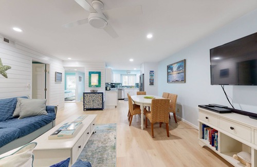 Bethany Beach Copropriété | 1st-floor Sea Colony Tennis condo with gym, & sauna