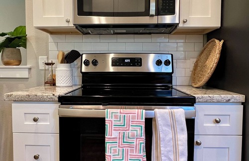 College Park Appartement | 2/2 BR - @Kyle Field 7 minute walk w/Parking