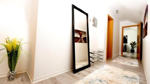 Hamm Appartement | 2,5-Zimmer inkl Arbeitsplatz, WLAN & free Netflix, Amazon-Free Parken vollausgestattete Wohnung, 24h Check In