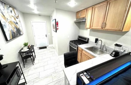 Sunrise Manor Appartement | 2. 6.9Mi To E.D.C 11Mi To strip 7.1Mi To Fremont