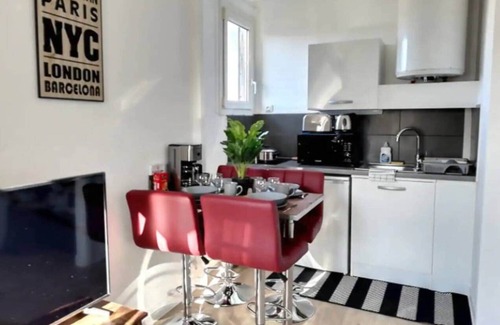 Nord - Gare Appartement | 2 adjoining T2 apartments, ideal for professionals or vacations with friends