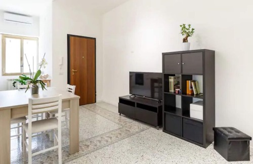 Borghesiana Maison | 2 Appartamenti Comunicanti a 2 Passi Dalla Metro