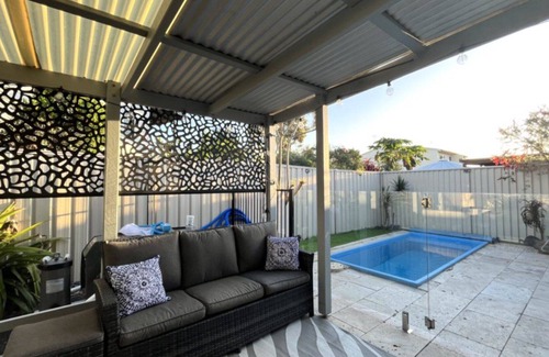 Currimundi Maison | 2 Avenel Villas Four - pet friendly + pool!