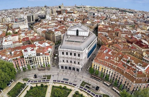 Centro Maison | 2 balcons 2 cheminées avec charme et spécial