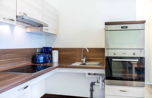 Pepelow Appartement | (2) Barbara, 3-room apartment, wheelchair accessible, ground floor - Ostseeferienhaus Drachenflieger Pepelow OFC 02