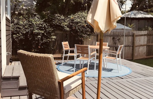 Guthrie Maison | 2 BDR-2.5 Bath beautifully remodeled 1930 cottage 2 blocks from Downtown