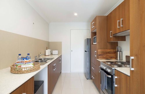 Rocklea Appartement | 2 Bdr Apt! Garage! Clean! GST Credits! 316D2