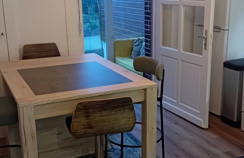 Vitre Maison | Maisonnette 2 ch. Groupe Famille de 5 pers. Cosy avec vue sur le Château+Jardin.