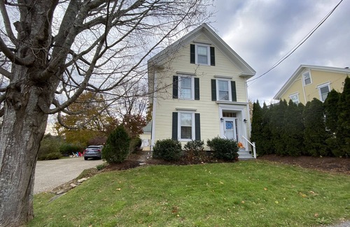 Waldoboro Appartement | 2 BDRM Cozy & private retreat. No shared spaces, No Kitchen or shower