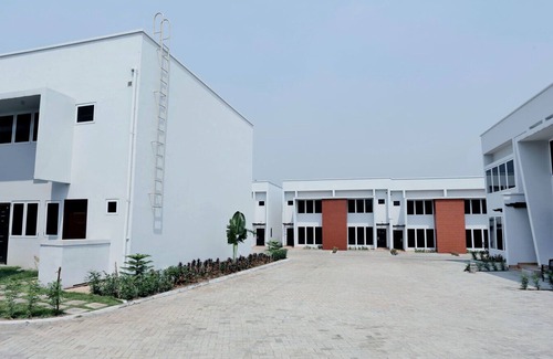 Accra Copropriété | 2 BDRM Terrace @North Legon with 24/7 security service
