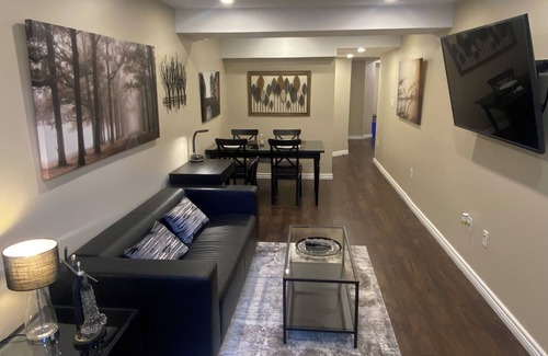Meadowvale Village Appartement | 2 Bdrms Apartment Mississauga - Close to Heartland Outlet Mall & Pearson Airport