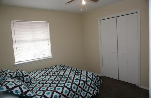 Lawton Appartement | 2 bed/1 bath next to Ft. Sill