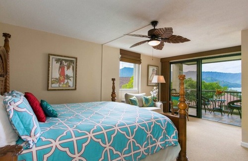 Princeville Station Balnéaire | 2 Bed 2 BA with Full Direct Views of Bali Hai and Hanalei Bay! This is Paradise!