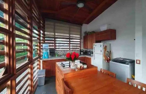 Esterillos Oeste Copropriété | 2 bed/2 bath condo- walk to Playa Bejuco- 10am check-in
