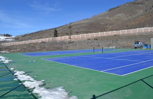 Dillon Copropriété | Condo de ski pour 2 familles et 2 salles de bains