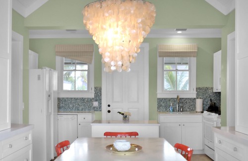Schooner Bay Village Maison | 2 Bed 2 Bath Waterfront House located in Schooner Bay, Abaco