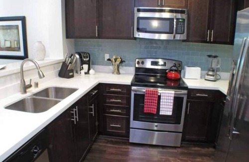 Westwood Appartement | 2 Bed Apartment in a Full Service Building L11-A