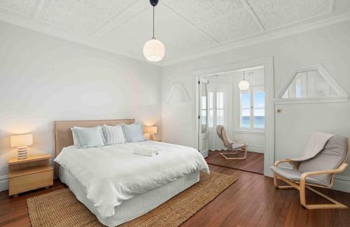 Bondi Beach Appartement | 2-Bed Apartment with Stunning Bondi Beach Views