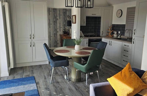 Cruden Bay Maison | 2 Bed Cottage-Sleeps 4-Harbour & Sea View