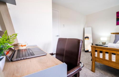 Harlow Maison | 2 Bed Elegant home with Parking in Harlow