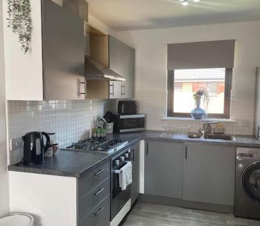 East End Appartement | 2 Bed Entire Upper Cottage Flat in Central Glasgow