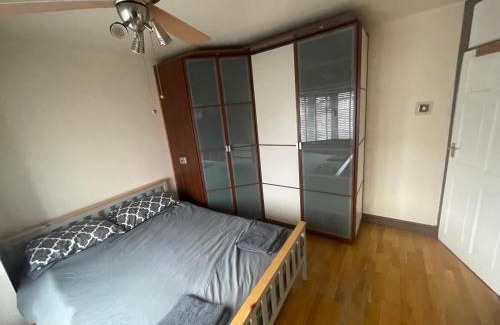 Pinkwell Appartement | 2 Bed Flat near Heathrow Airport & Elizabeth Line